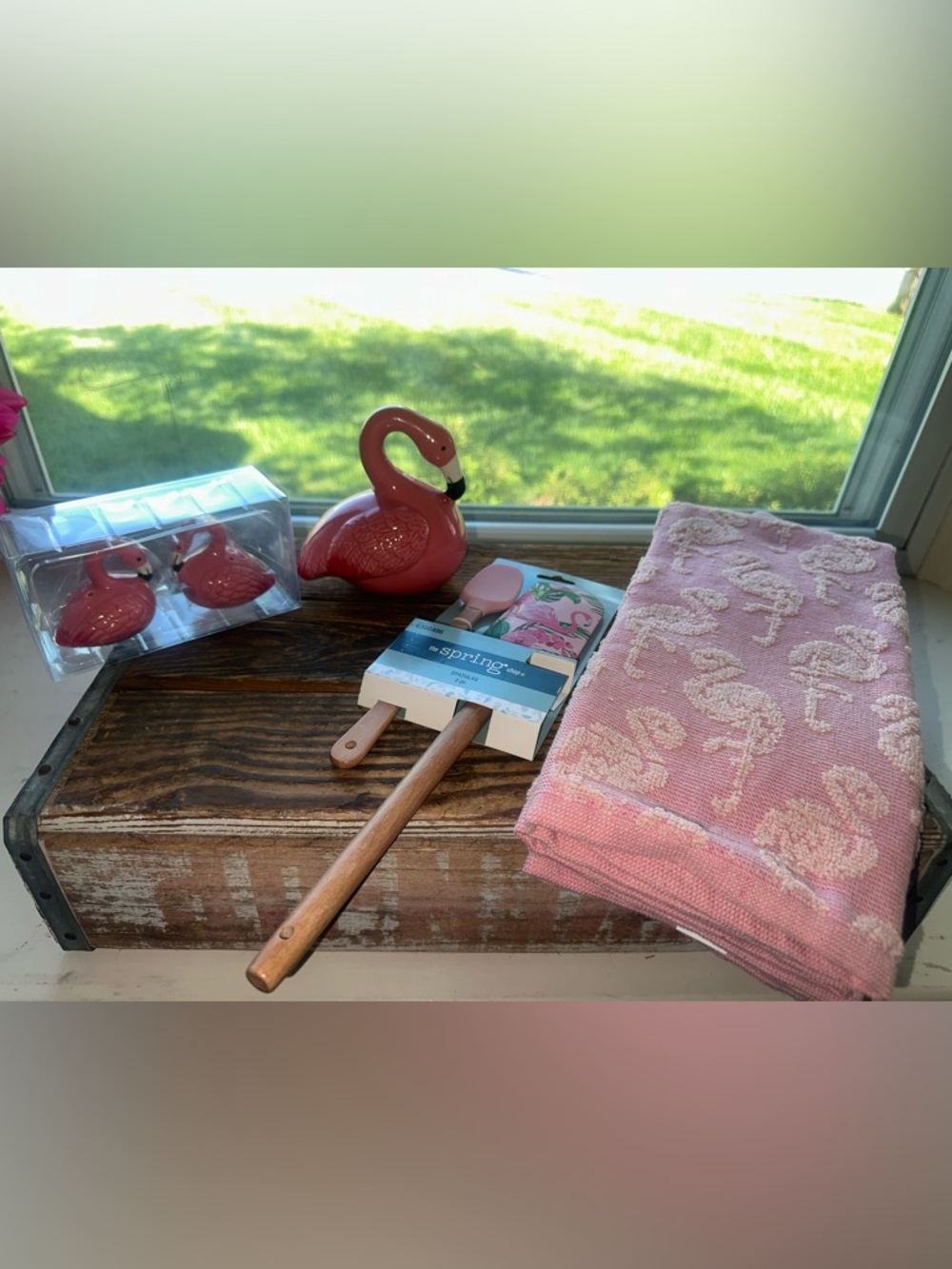 Flamingo Kitchen Gift Set-Silicone Spatula & Towel & Sponge Holder & salt/pepper - Picture 5 of 5